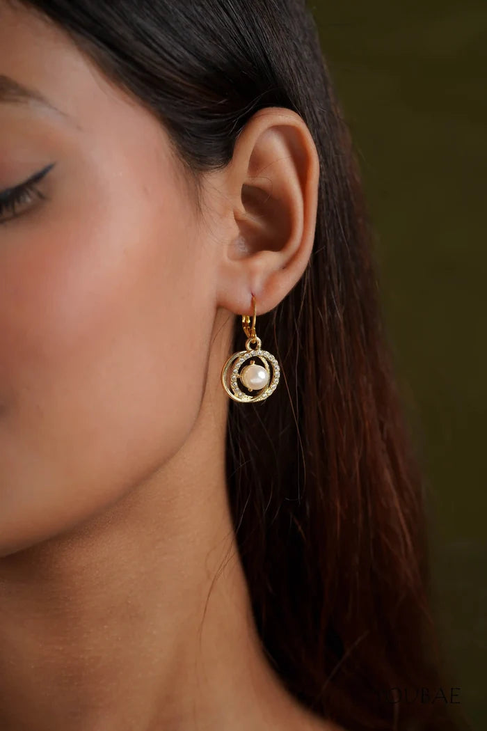 Kia Studded Pearl Earrings