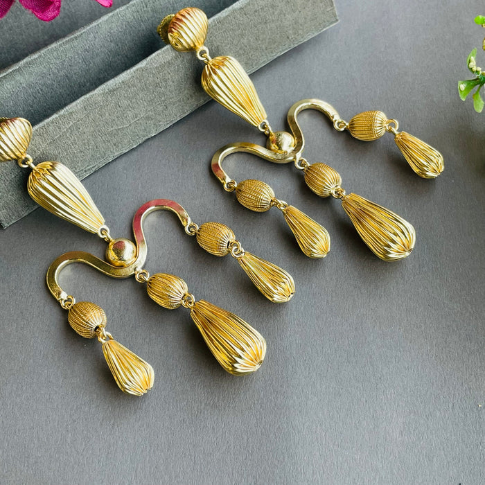 Layla aria earrings