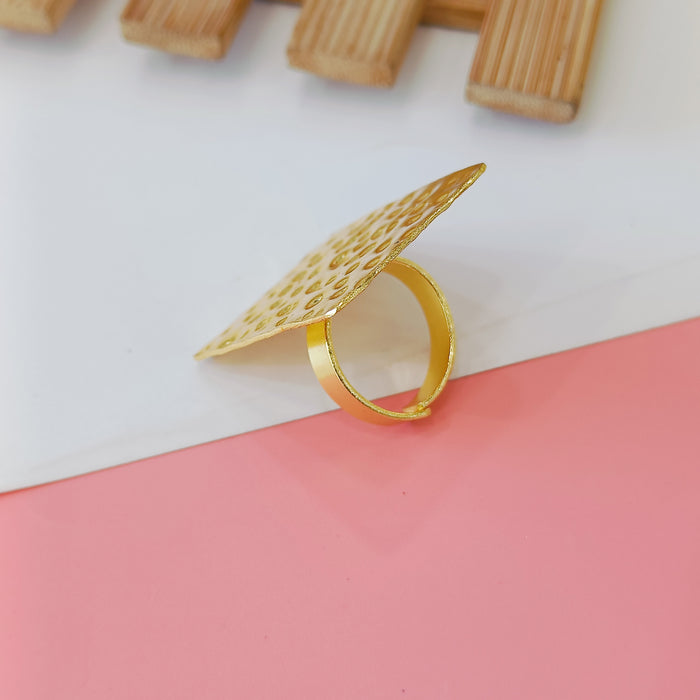 Layla Clara ring adjustable