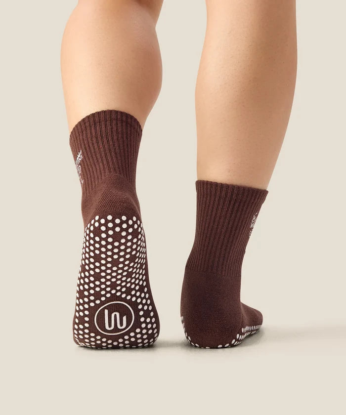 [MoveActive] Crew Non Slip Grip Socks - Espresso Martini