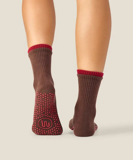 [MoveActive] Crew Non Slip Grip Socks - Layer Espresso