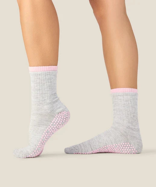 [MoveActive] Crew Non Slip Grip Socks - Layer Grey
