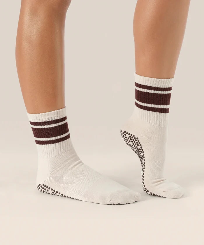 [MoveActive] Crew Non Slip Grip Socks - Oat Espresso Stripe