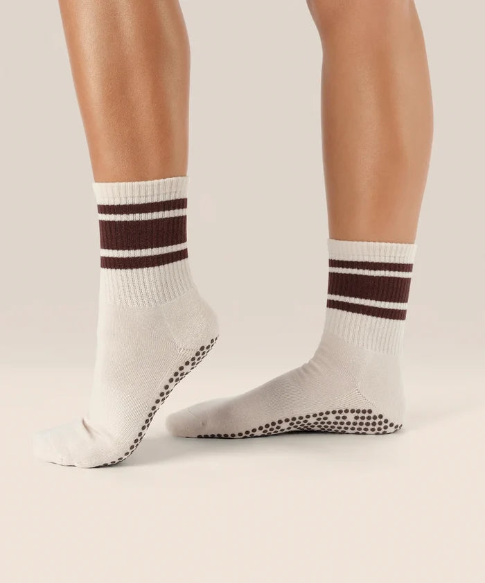 [MoveActive] Crew Non Slip Grip Socks - Oat Espresso Stripe