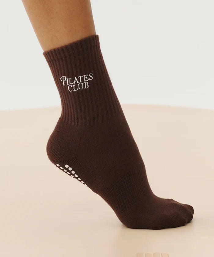 [MoveActive] Crew Non Slip Grip Socks - Pilates Club Brown