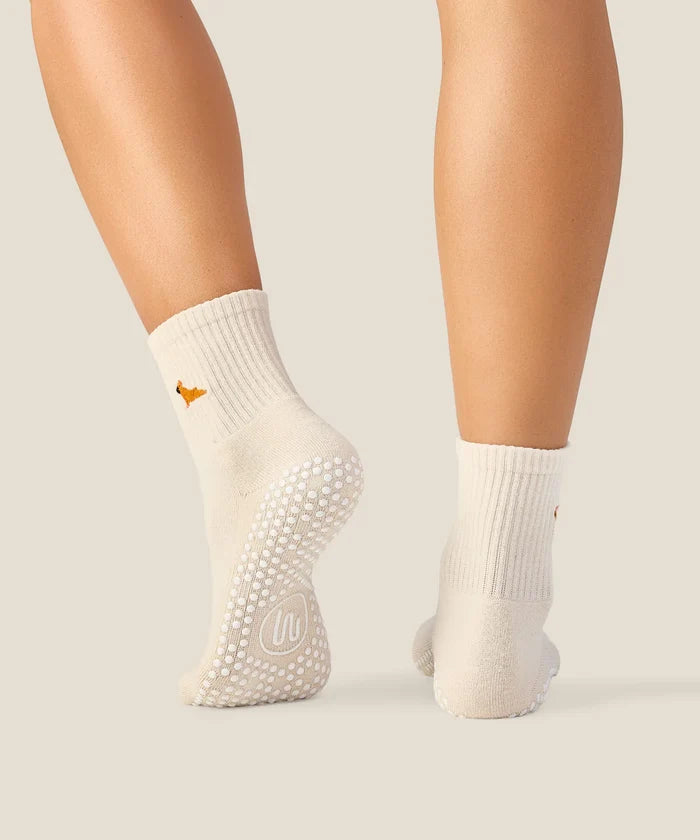 [MoveActive] Crew Non Slip Grip Socks - Pug Oat