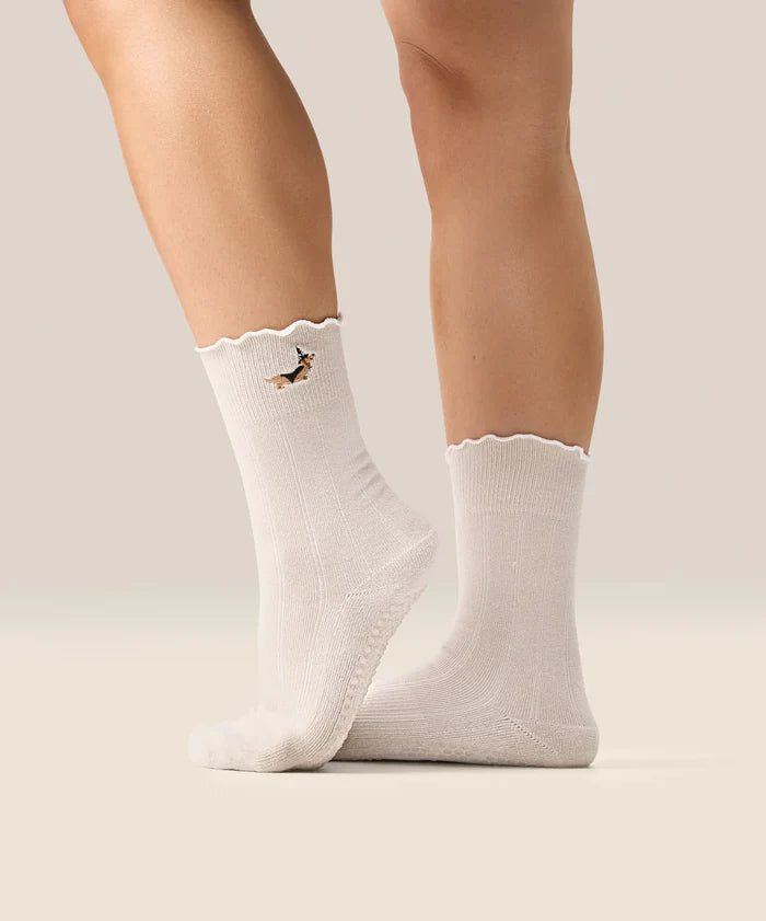 [MoveActive] Crew Non Slip Grip Socks - Wicked Weenie Frill