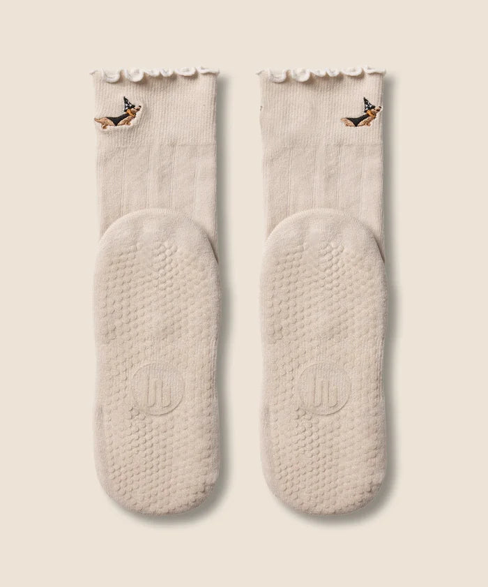 [MoveActive] Crew Non Slip Grip Socks - Wicked Weenie Frill