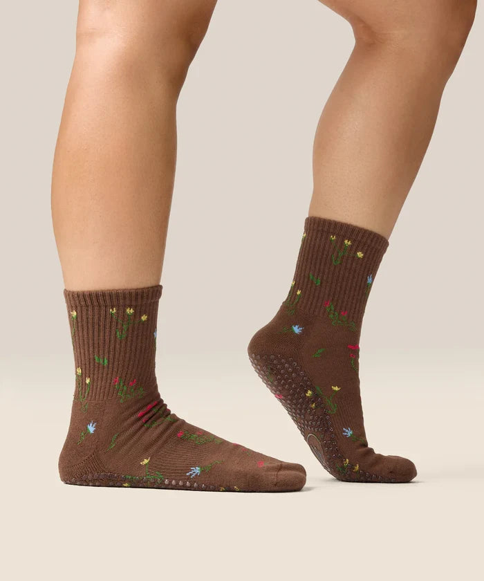 [MoveActive] Crew Non Slip Grip Socks - Wildflower Brown
