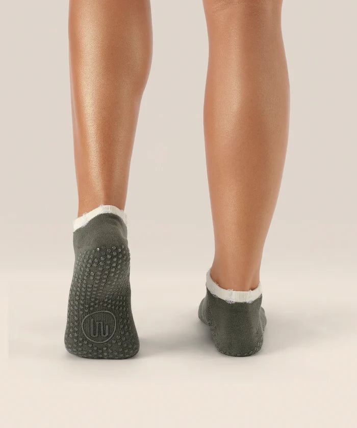 [MoveActive] Low Rise Ankle Grip Socks - Khaki