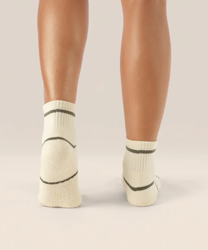 [MoveActive] Quarter Crew Non Slip Grip Socks - Baseline Oat