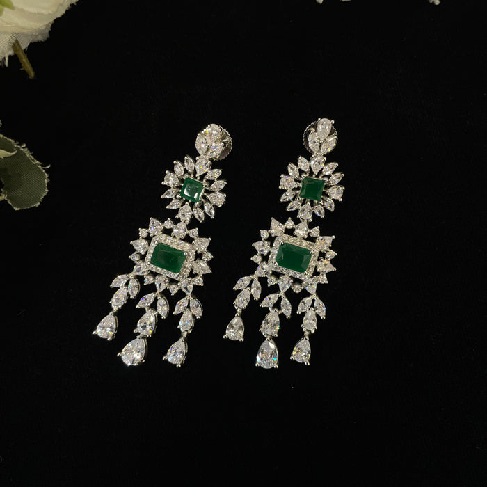 Mrinalika Neckpiece