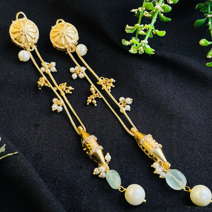 Nayaab Aditi Neckpiece