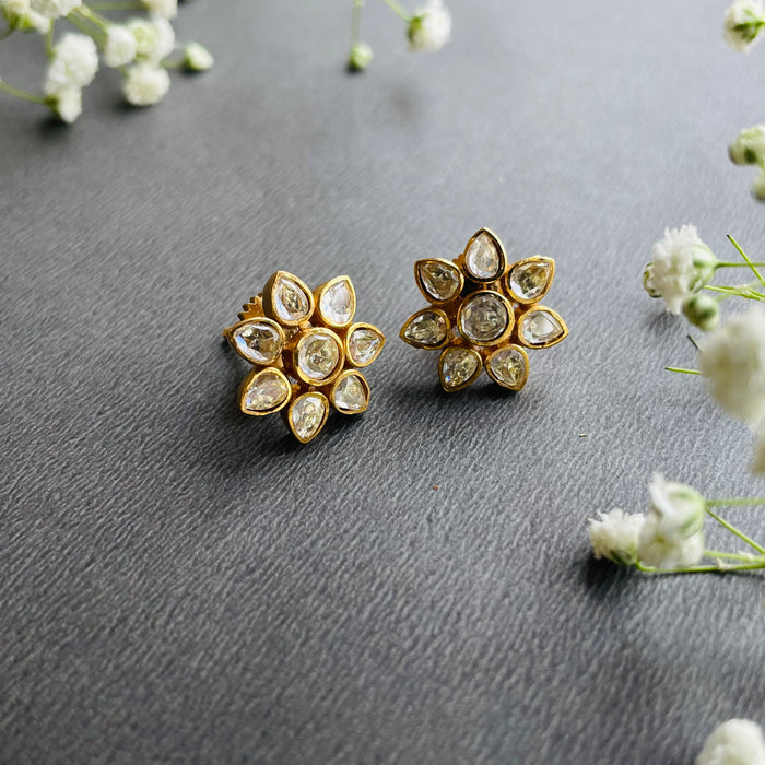 Nayaab Ananya studs