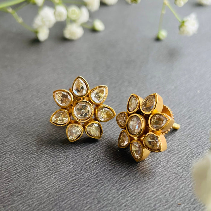 Nayaab Ananya studs