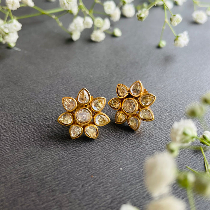 Nayaab Ananya studs