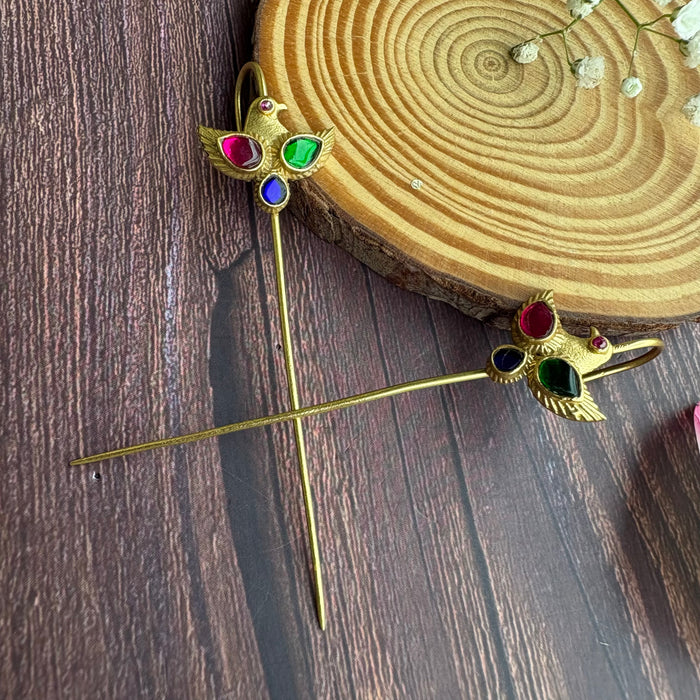 Nayaab Avneera Earcuff