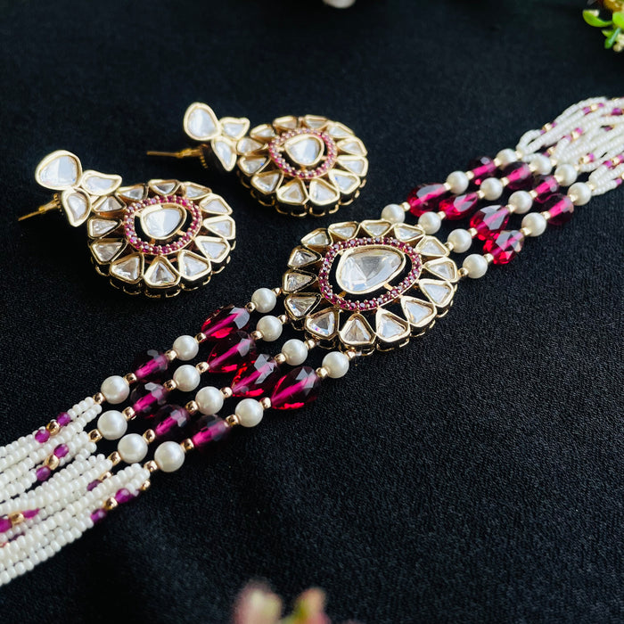 Nayaab Chhavvi Polki neckpiece