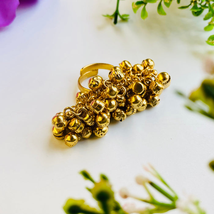 Nayaab ghungru Ring adjustable
