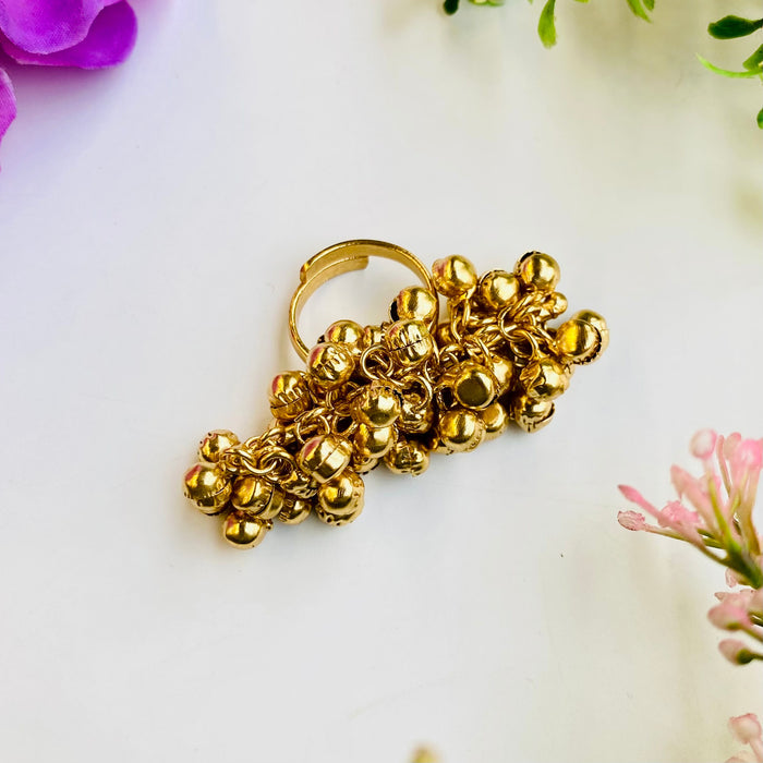 Nayaab ghungru Ring adjustable