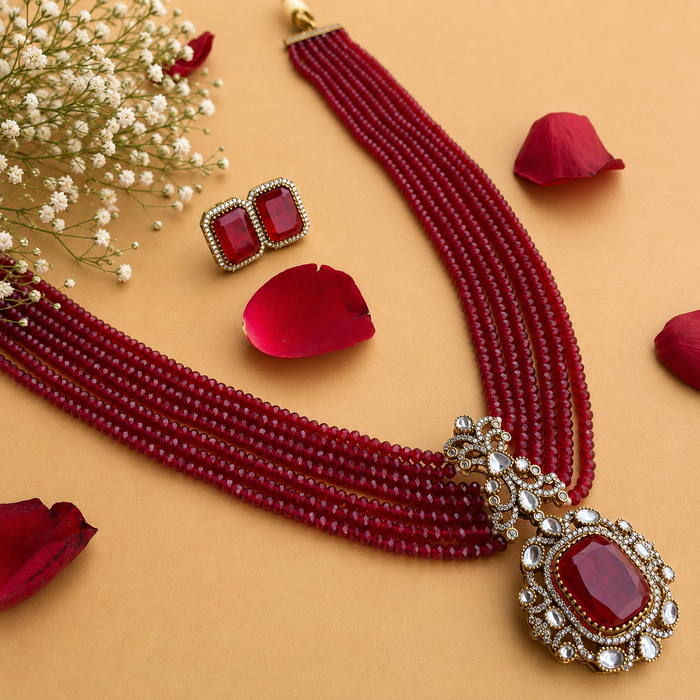 Nayaab girija long neckpiece