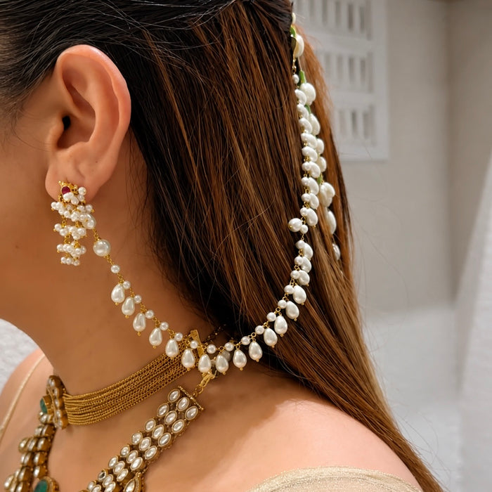 Nayaab isha kanchain earrings