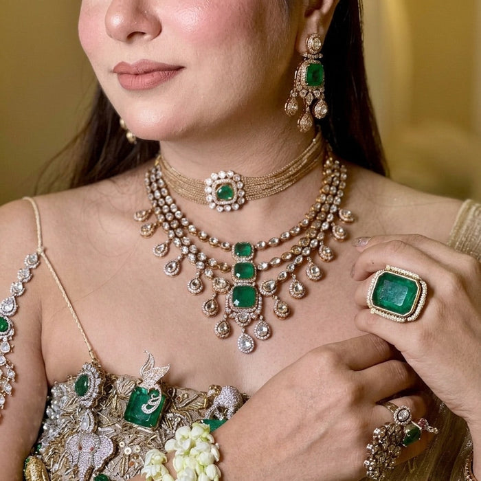 Nayaab Isha Neckpiece