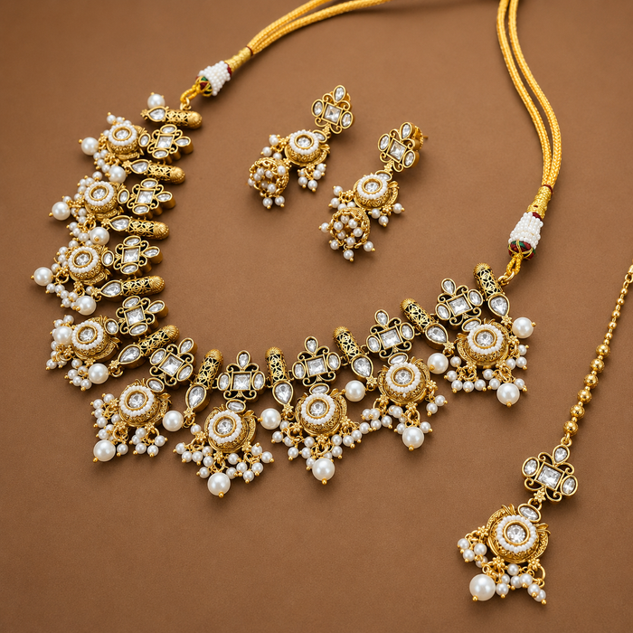 Nayaab ishani neckpiece