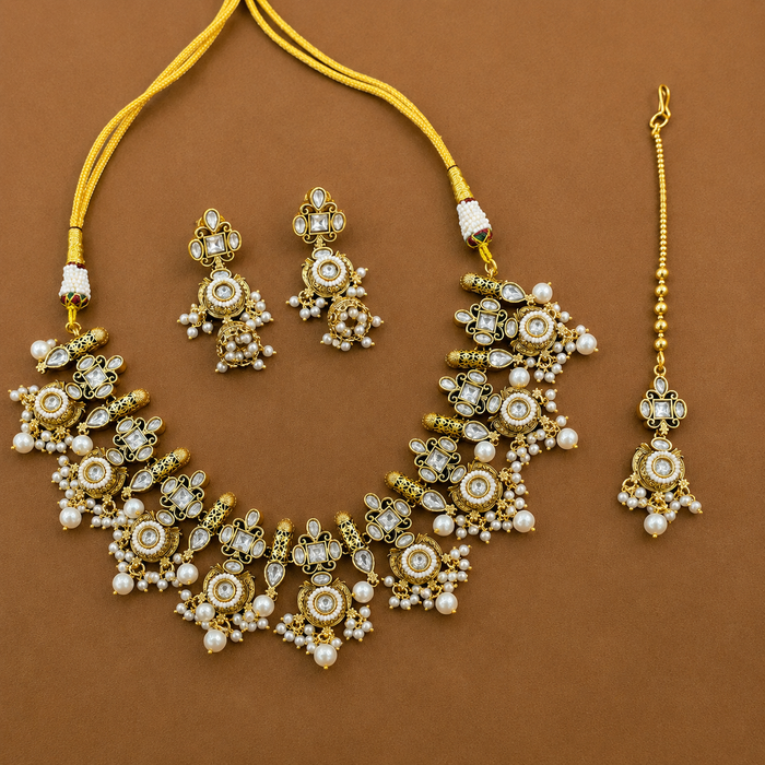 Nayaab ishani neckpiece