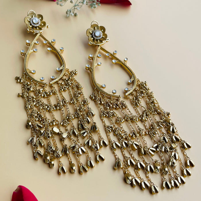 Nayaab Kanika earrings