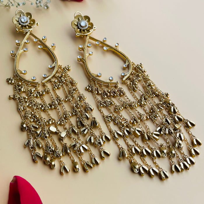 Nayaab Kanika earrings