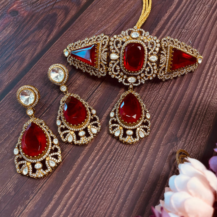 Nayaab Karima choker