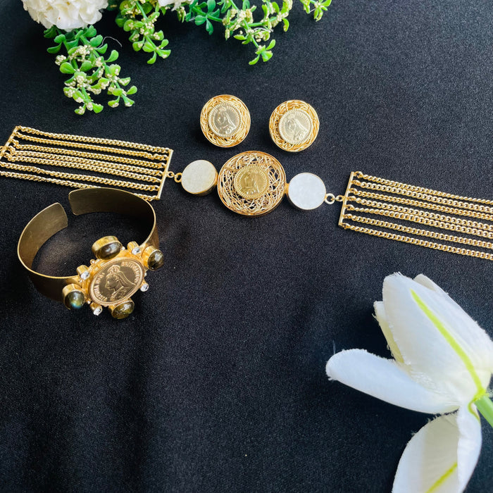 Nayaab Kavya Choker and bracelet combo