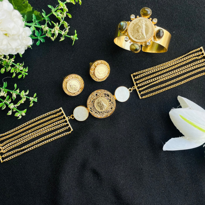 Nayaab Kavya Choker and bracelet combo