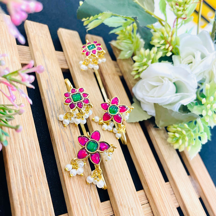Nayaab Kavya Earcuff