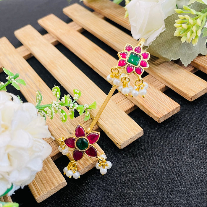 Nayaab Kavya Earcuff