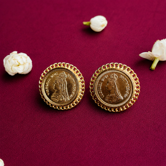 Nayaab Kiara Pendant Set