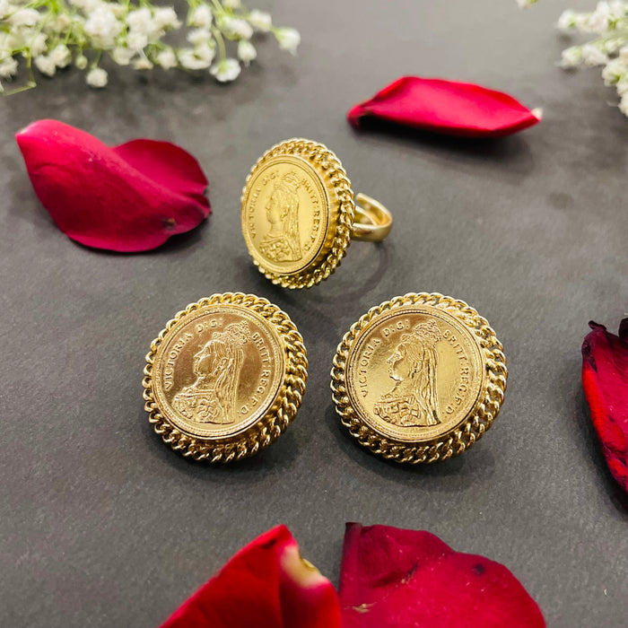Nayaab kiara studs with ring combo