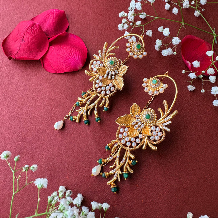 Nayaab Lavanya Earcuff