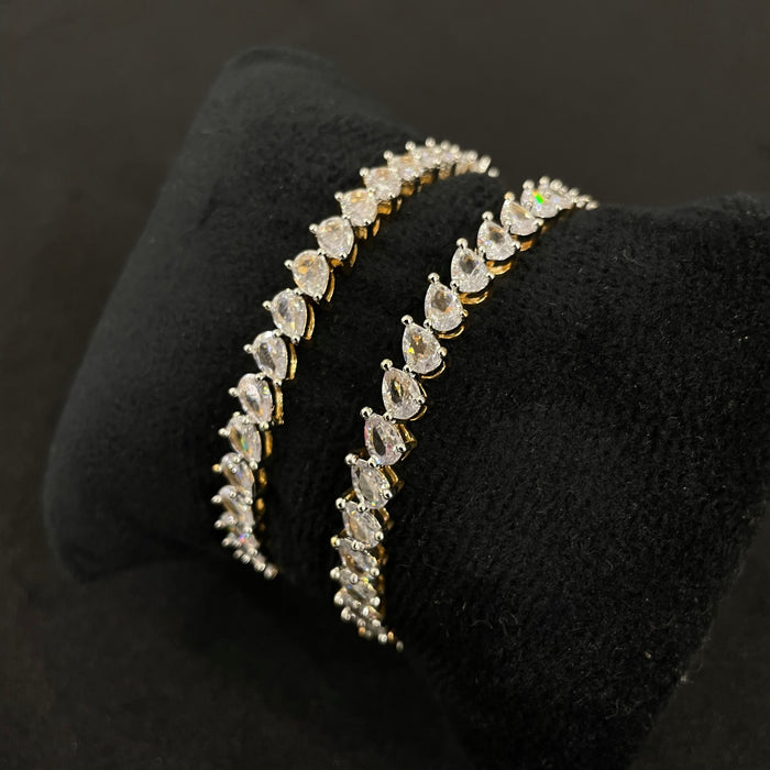 Nayaab lily bangles