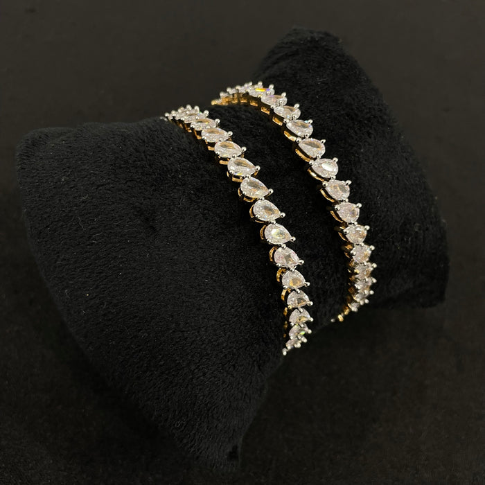 Nayaab lily bangles