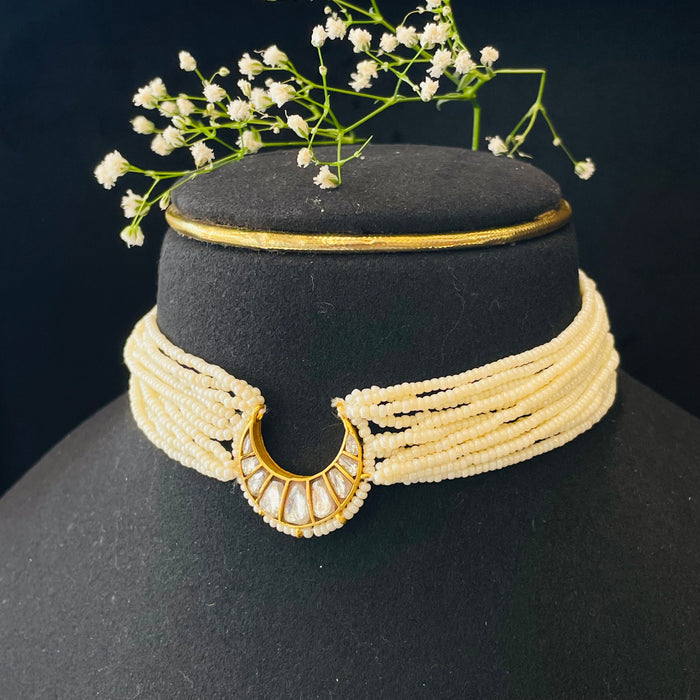 Nayaab Miraya Choker