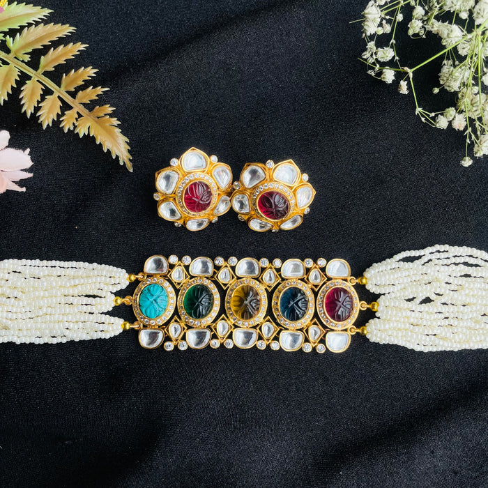 Nayaab Navratn choker