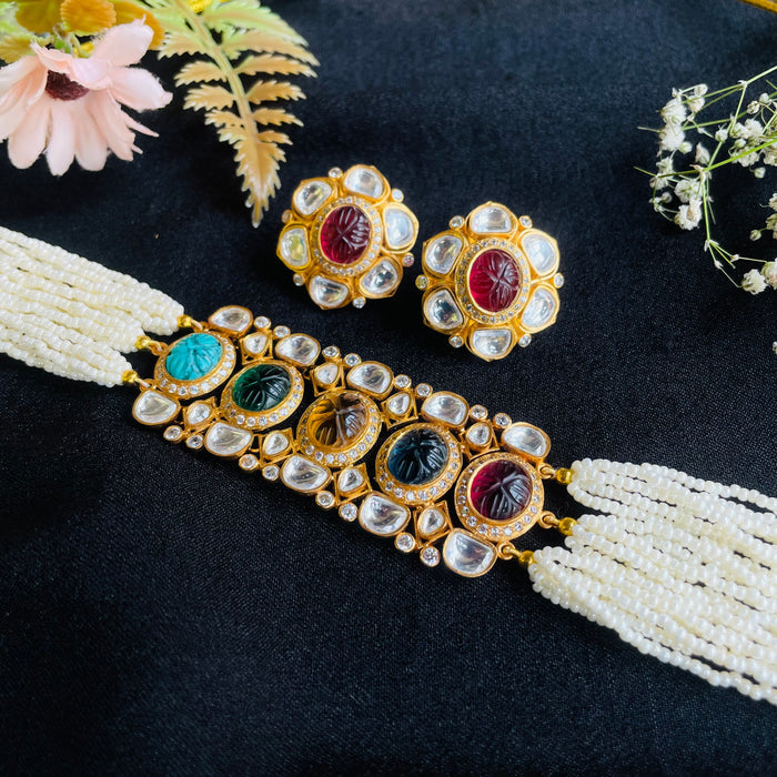 Nayaab Navratn choker
