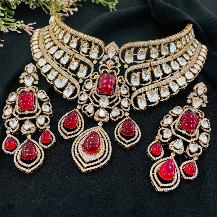 Nayaab Niharika Neckpiece