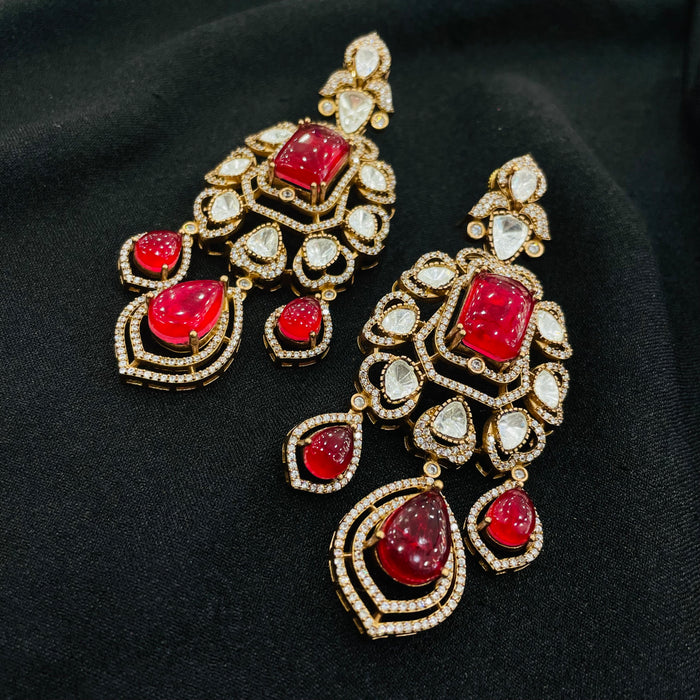 Nayaab Niharika Neckpiece