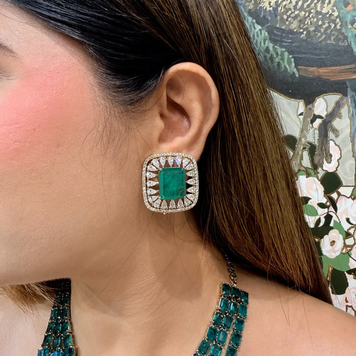 Nayaab Nisa Neckpiece