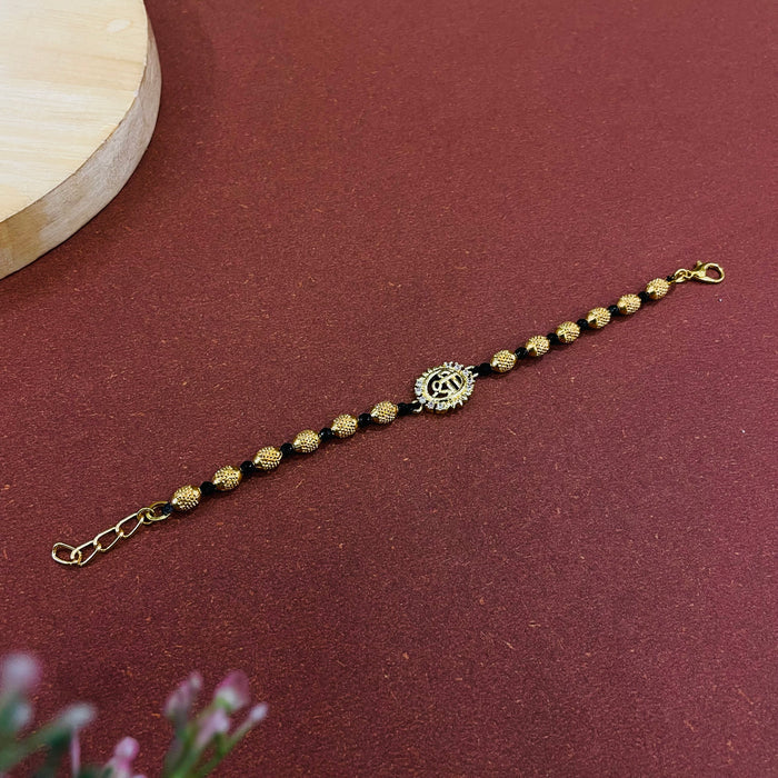 Nayaab Noor Bracelets