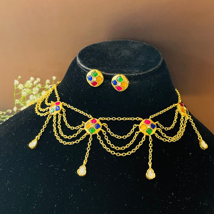 Nayaab Nyra Choker