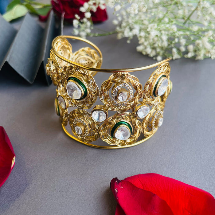 Nayaab Stella bracelet